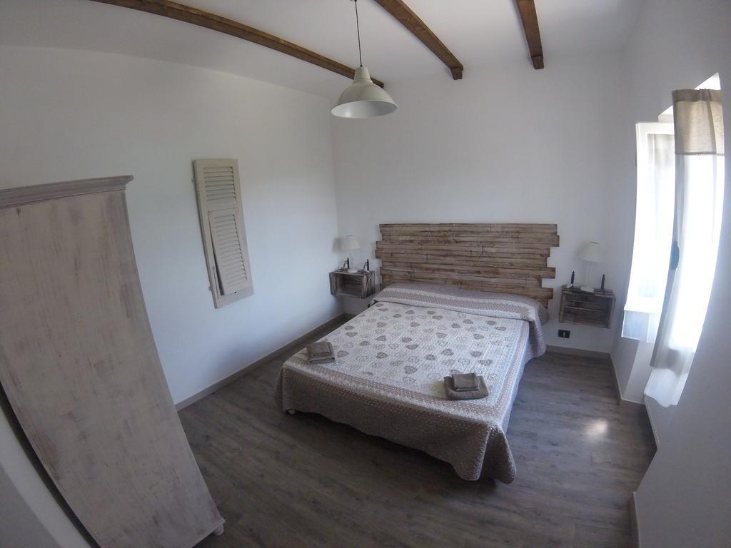 Agriturismo Dei Legi San Pietro Vara Exterior foto